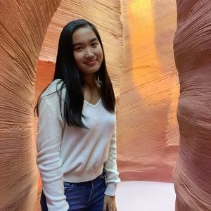 Meet your Posher, Jasmine